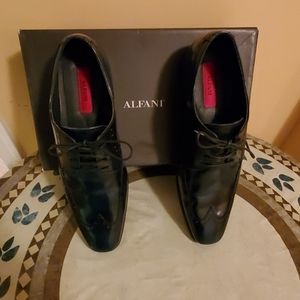 Men's Alfani Blue leather wingtip 10M